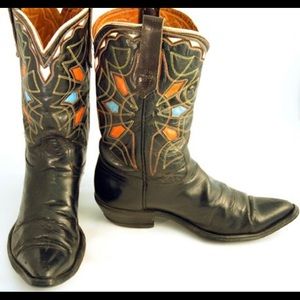 Vintage decent condition boots